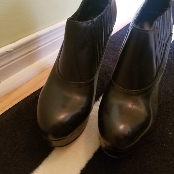 Ankle Boots - Picture 4 of 5